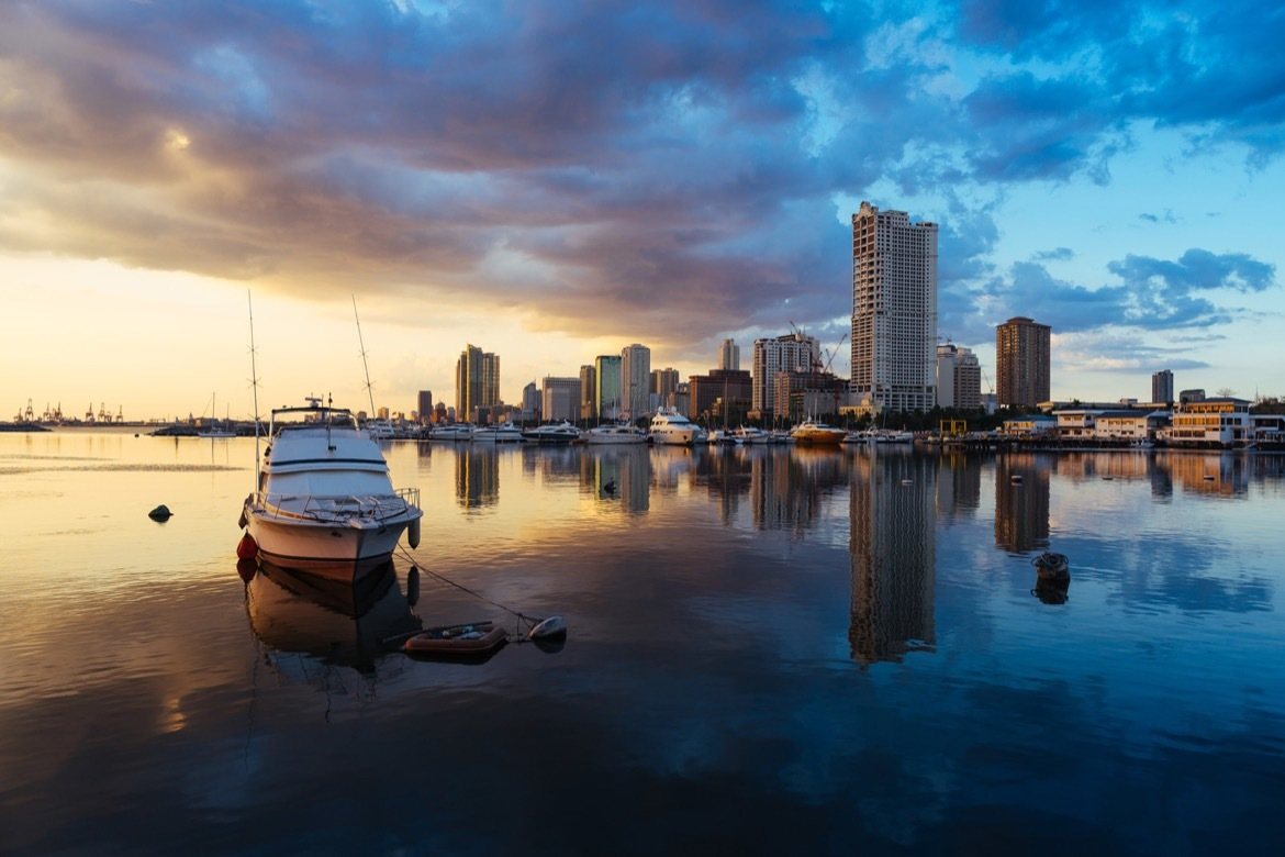 Philippines-Manila-harbour.jpg